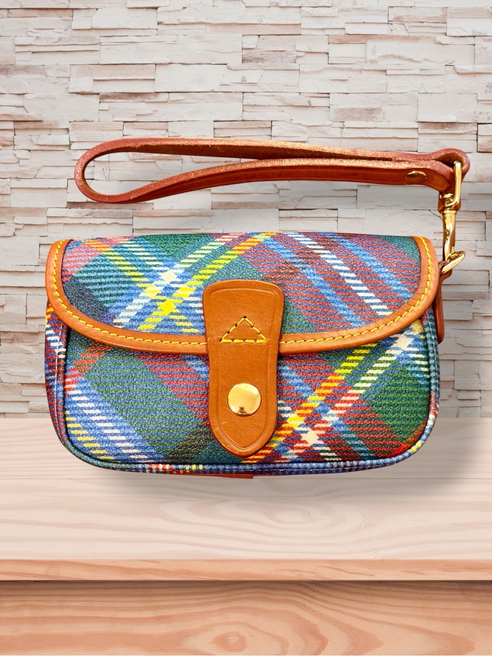 Vintage Dooney & Bourke Tartan Plaid Wristlet Clutch with Tan Trim
